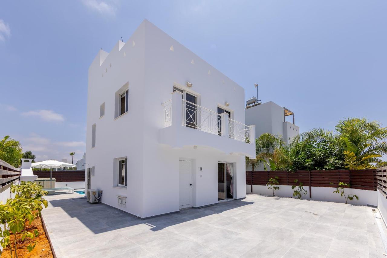 Case de vacanță Nissini Ayia Napa